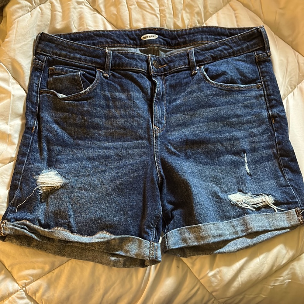 Distressed old navy jean shorts